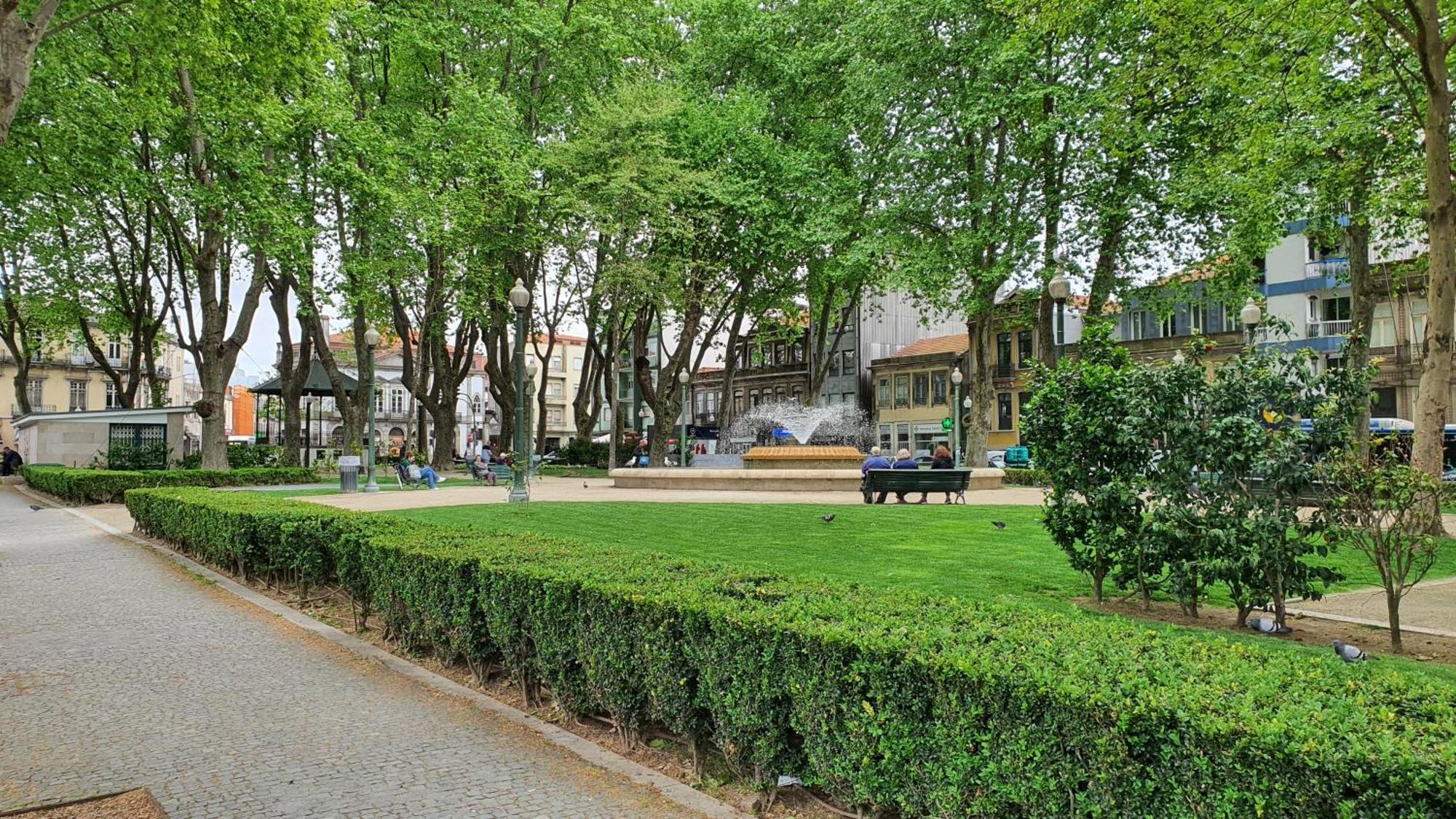Апартаменты Downtown Porto With Parking Next To Subway Экстерьер фото